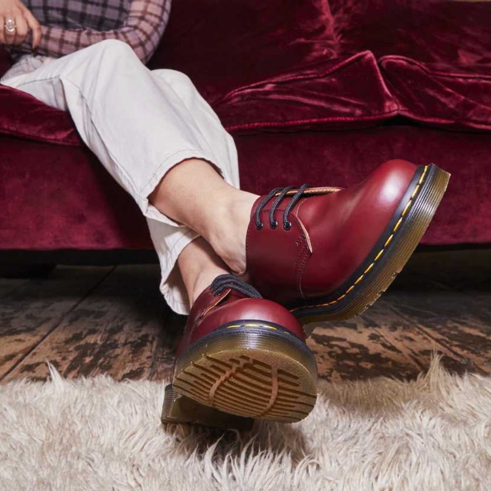 Dr. Martens •Leather Oxfords•